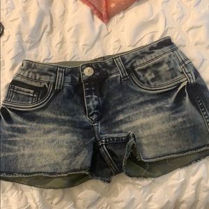 Interchangeable shorts